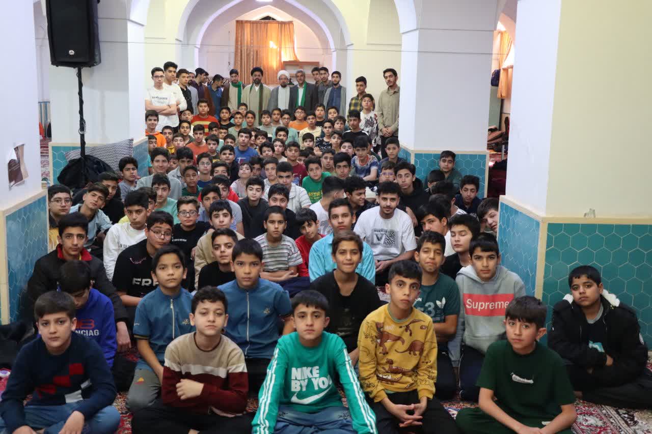 ۱۶۴۴ نفر در مراسم اعتکاف شهرستان اشکذر شرکت کردند