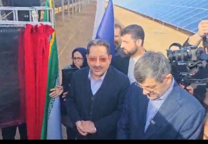 افتتاح فاز اول نیروگاه خورشیدی ۱۰۰ مگاواتی فروغ کویر با حضور وزیر صمت