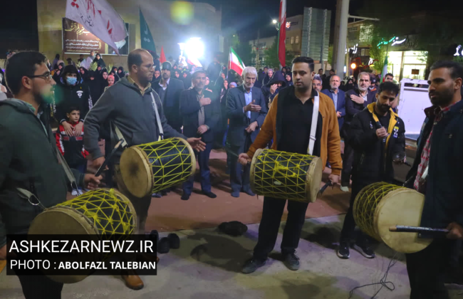عزاداری سالروز تخریب بقیع در اشکذر،تجمع و دمام‌زنی در میدان نماز