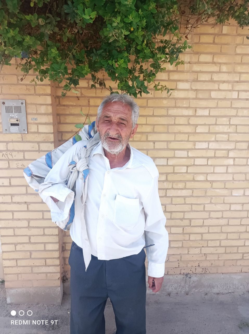بازنشر «روایتی از خداشناسی و رضا در زندگی یک فروشنده دورهگرد مجومردی»