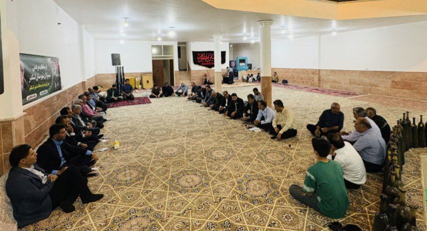 طرح مطالبات مردم محله حکیم آباد در دومین نشست میز ارتباطات مسئولان شهرستان اشکذر