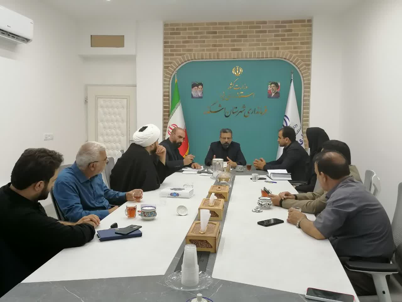 کتابخانه‌های عمومی؛ فرصتی مناسب برای جذب کودکان و نوجوانان شهرستان اشکذر