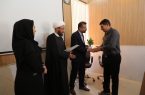 تجلیل از خادمان بهزیستی و خیرین شهرستان اشکذر در هفته بهزیستی تجلیل از خادمان بهزیستی و خیرین شهرستان اشکذر در هفته بهزیستی
