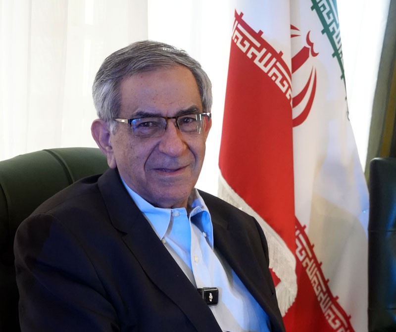 از سنگر صنعت و مدرسه‌سازی تا تولید ۲۵ مگاوات انرژی پاک در دل کویر