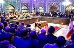زائر اشکذری وقتی در محوطه ویژه دارالذکر برای «حبیبِ ایران » قرآن خواند